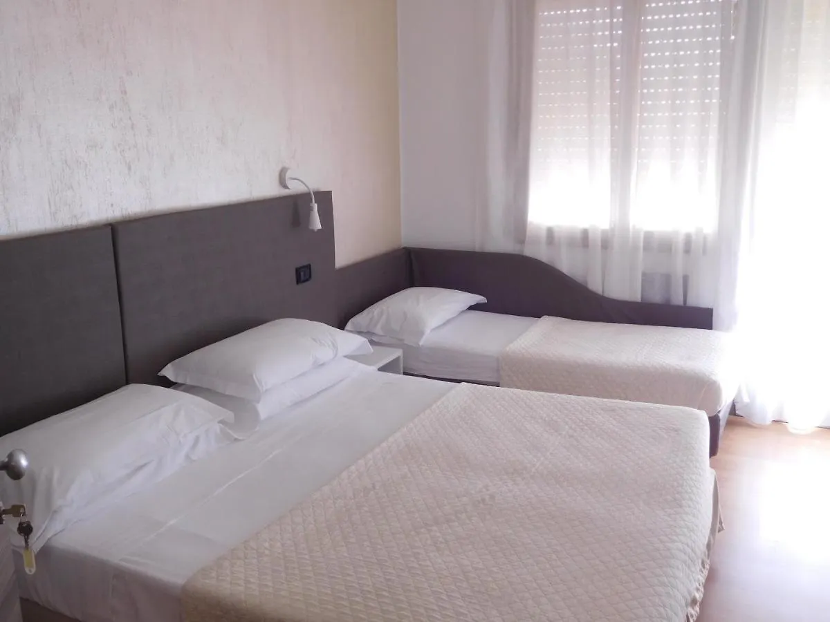 Hotel Emperador Lido di Jesolo 3*,  Italien